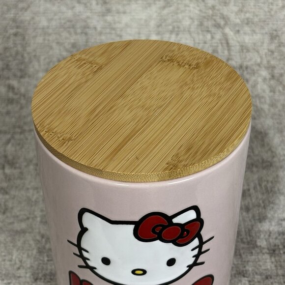 Hello Kitty Sanrio Pink Ceramic Cookie Snack Jar Canister w/ Bamboo Lid - Picture 7 of 9